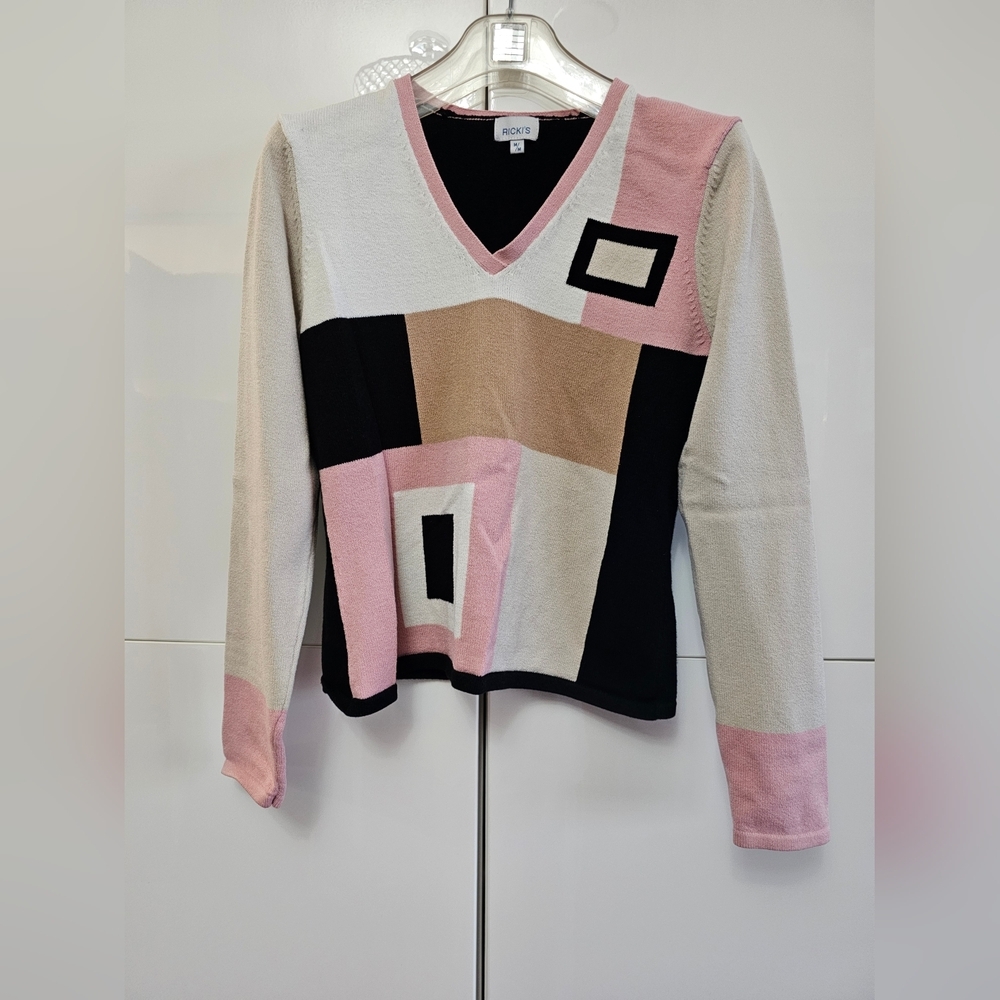 Color blocked Soft Stretchy V-Neck Sweater